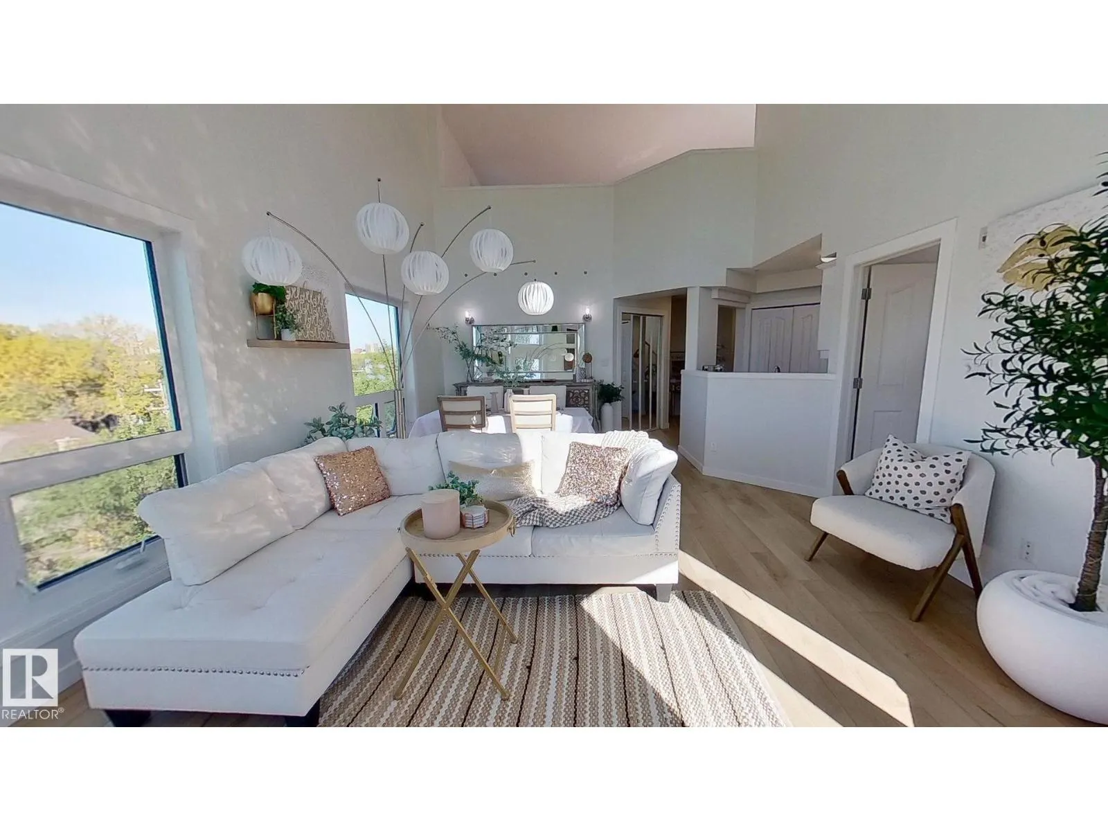 #508 7839 96 ST NW