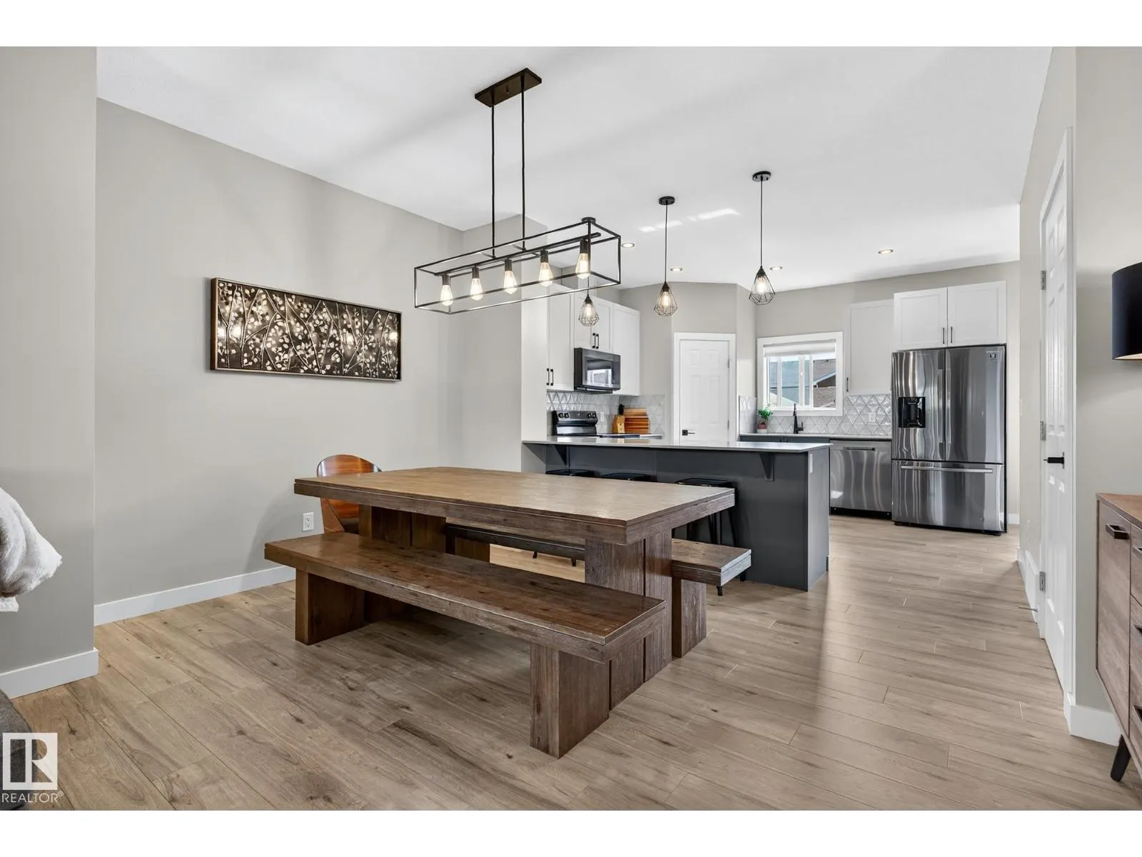 16635 30 AV SW