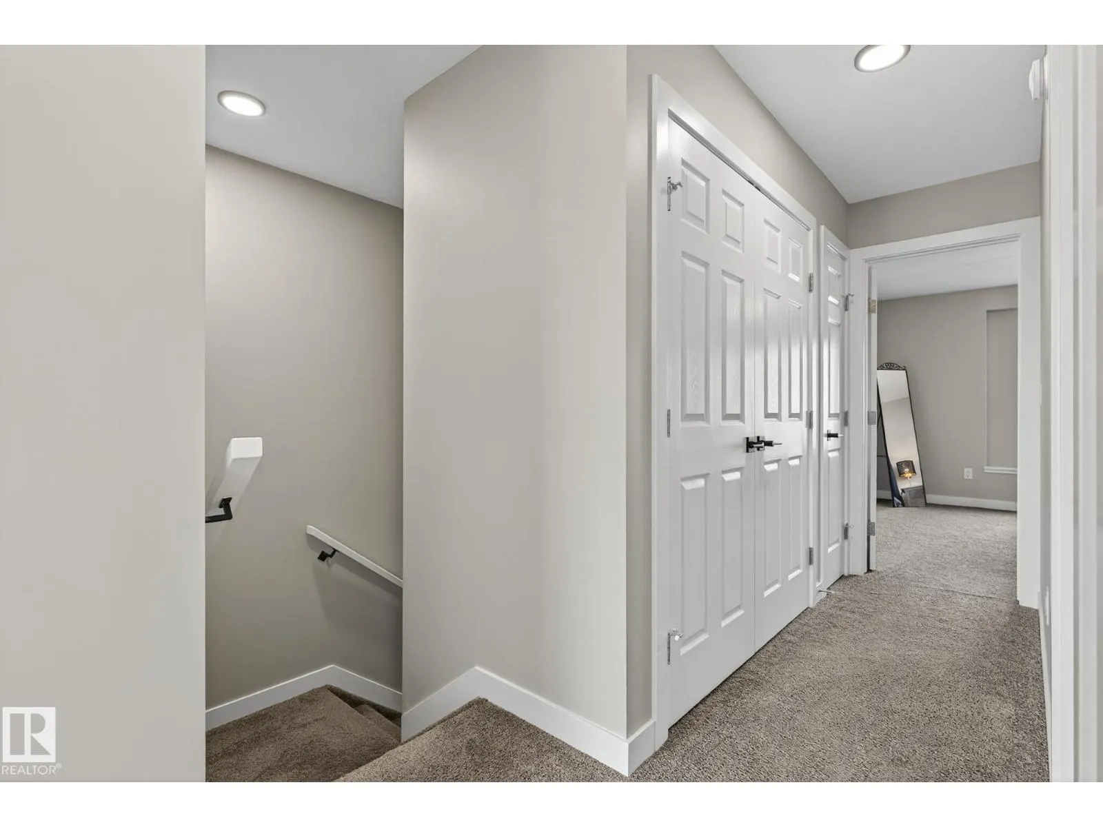 16635 30 AV SW