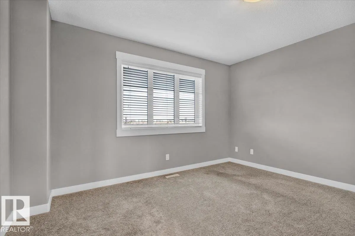 7214 174 AV NW