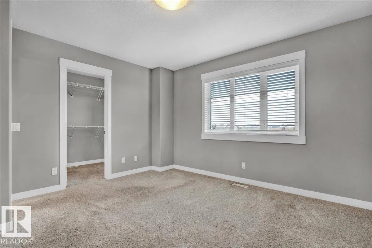 7214 174 AV NW