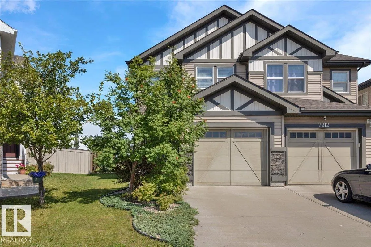 7214 174 AV NW
