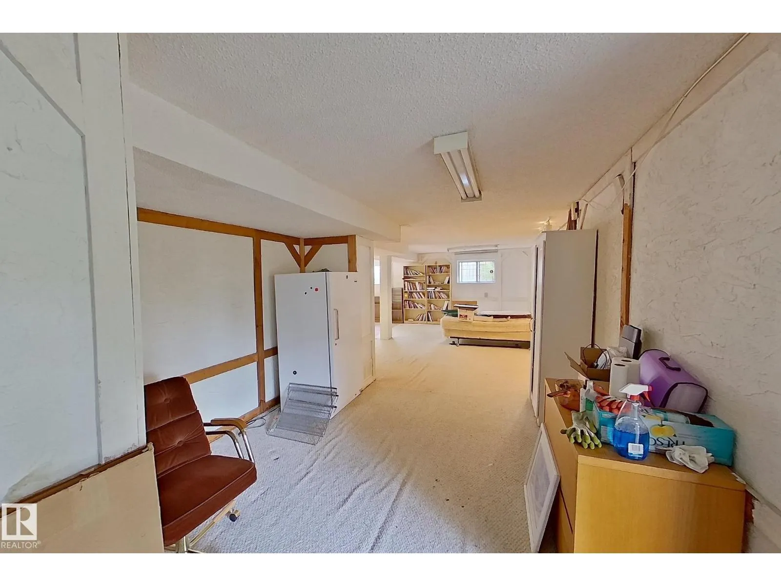59 WOODCREST AV