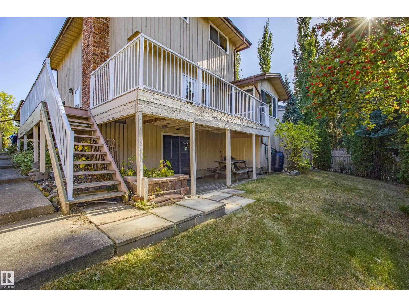 59 WOODCREST AV