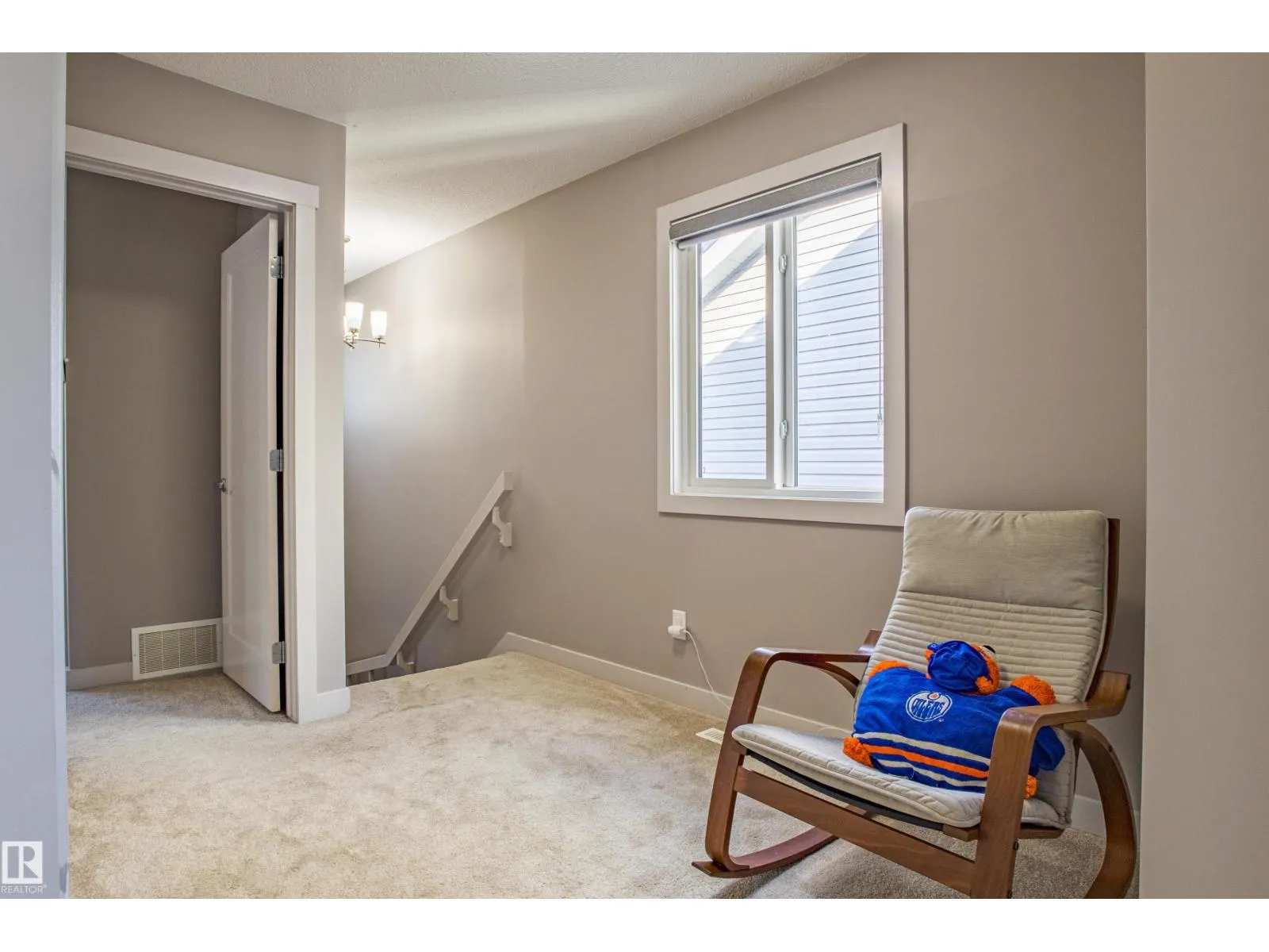 4131 30 ST NW