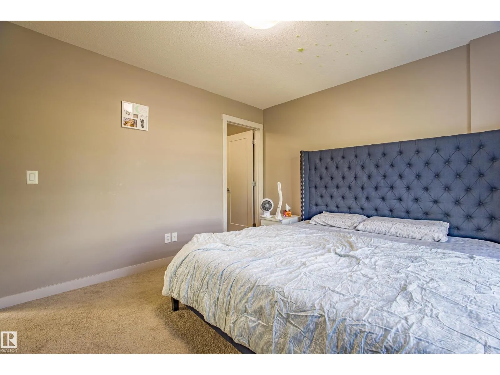 4131 30 ST NW