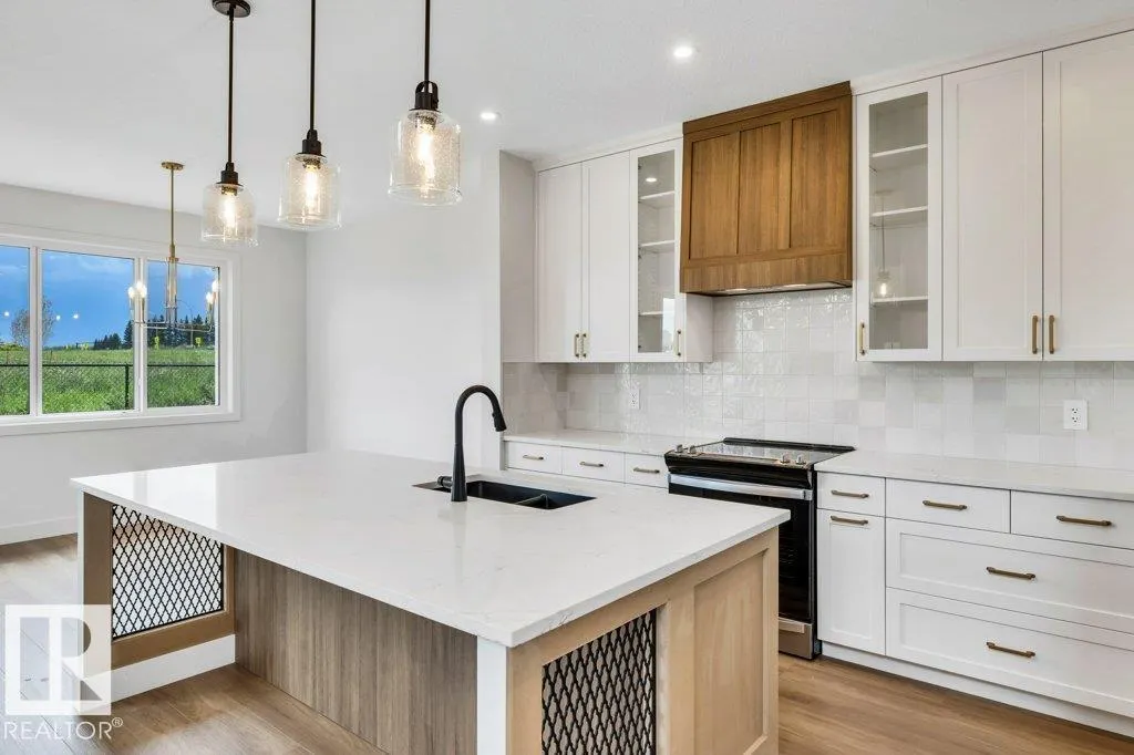 80 HEMINGWAY CR