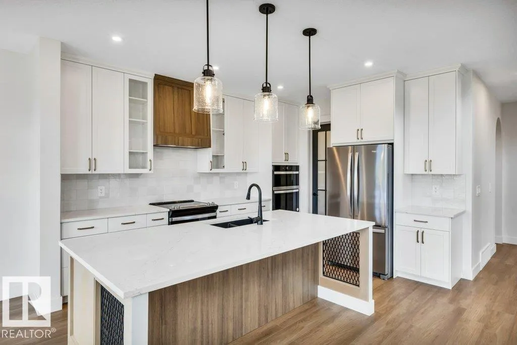80 HEMINGWAY CR