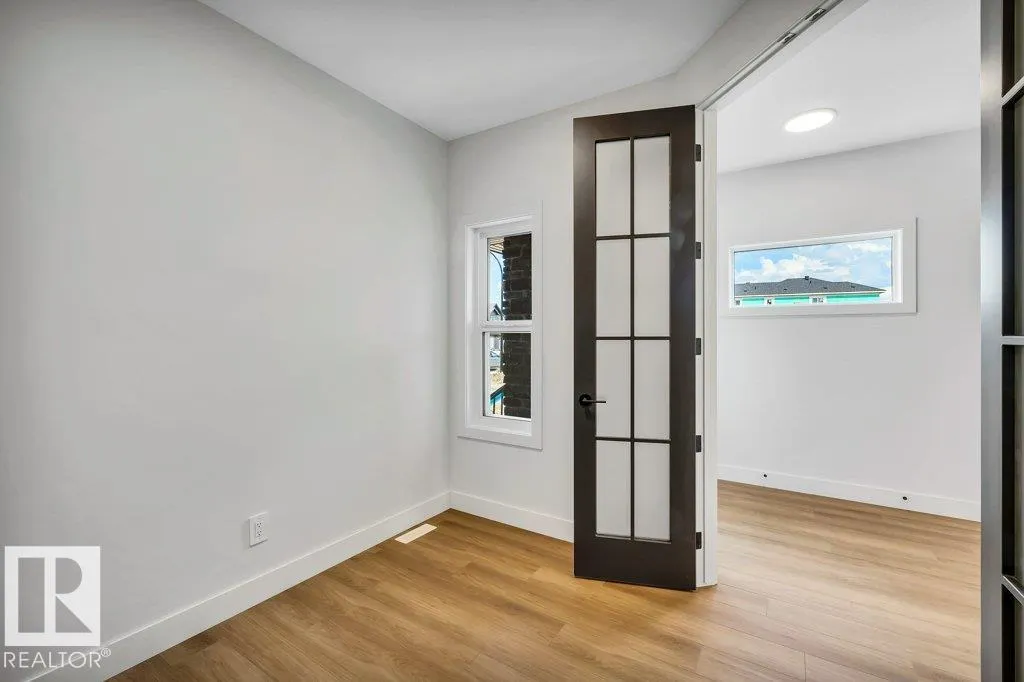 80 HEMINGWAY CR