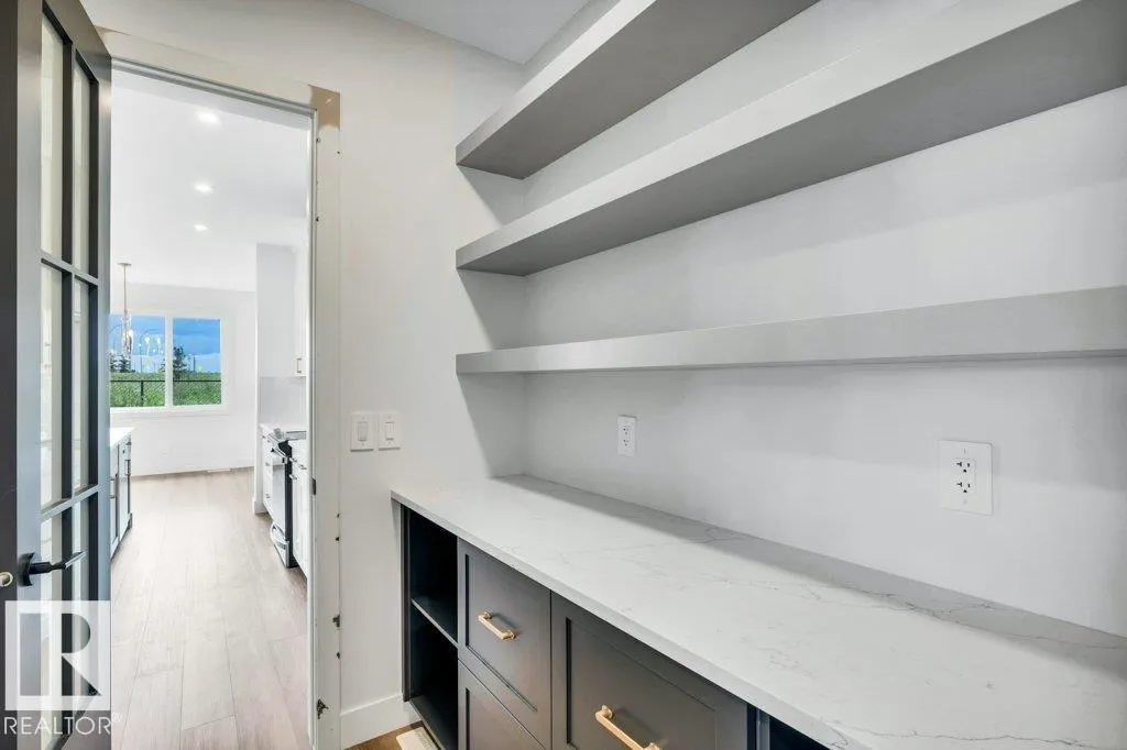 80 HEMINGWAY CR