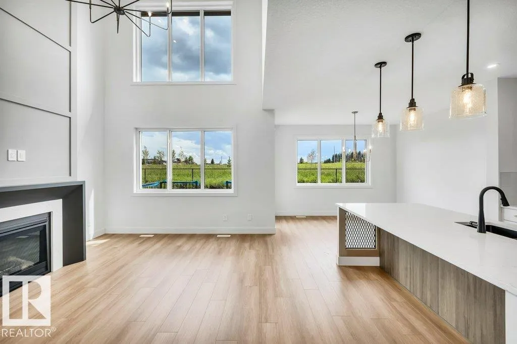 80 HEMINGWAY CR