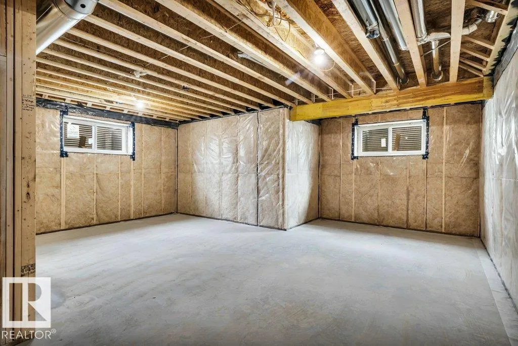 80 HEMINGWAY CR