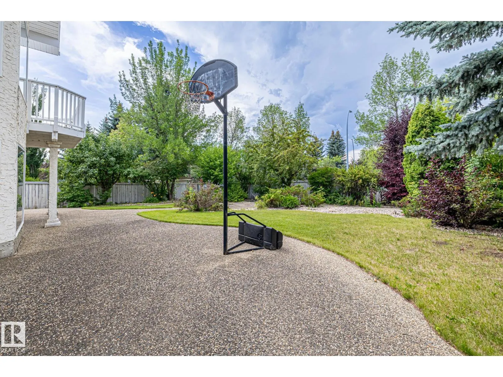 806 Reid PL NW NW