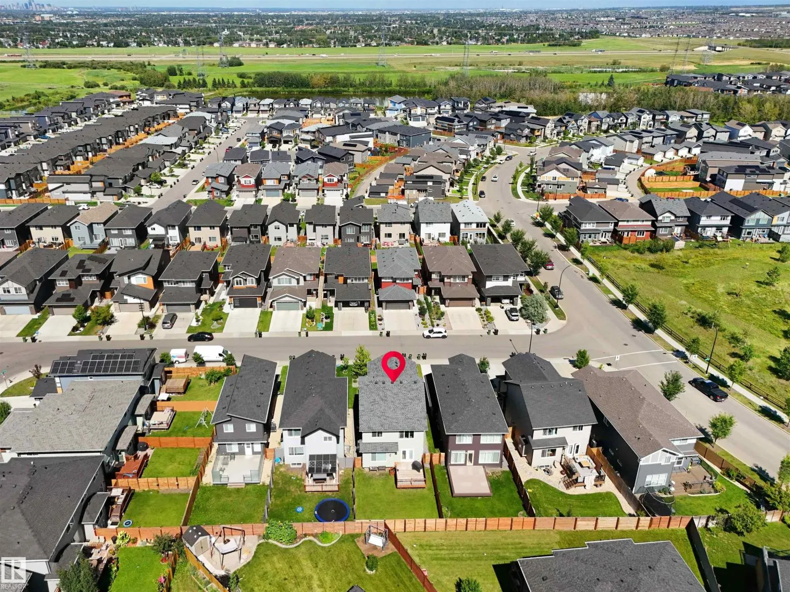 4015 6 AV SW