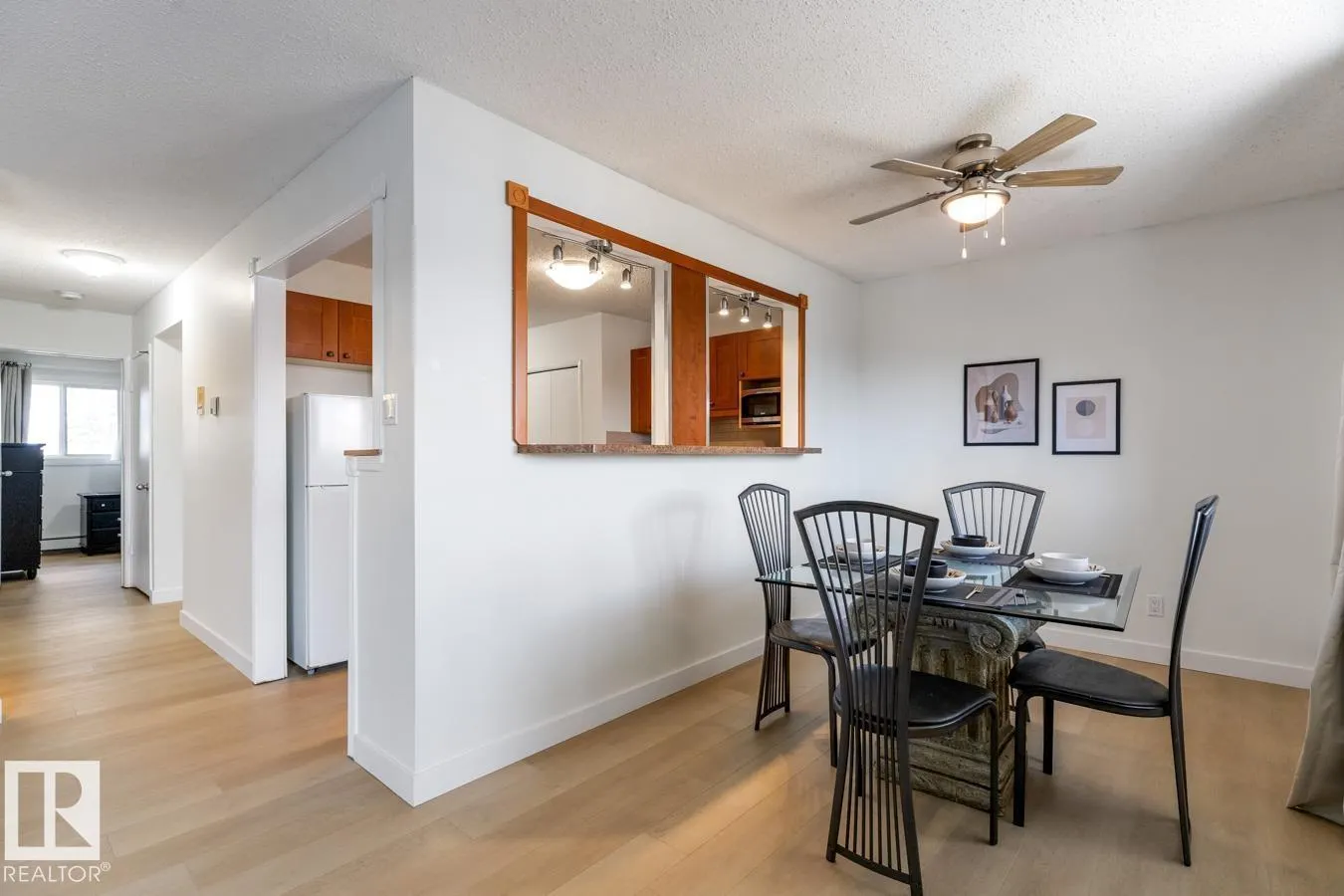 #5 3847 76 ST NW