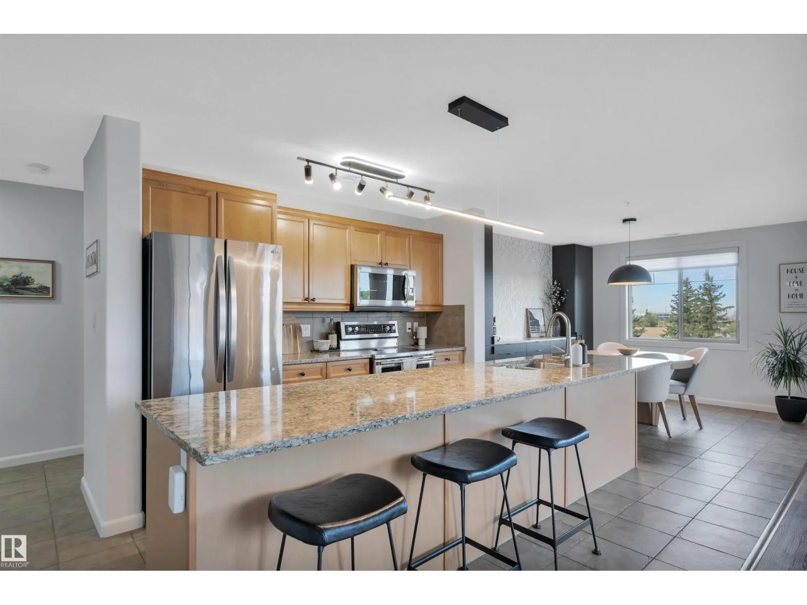 #311 400 Palisades WY