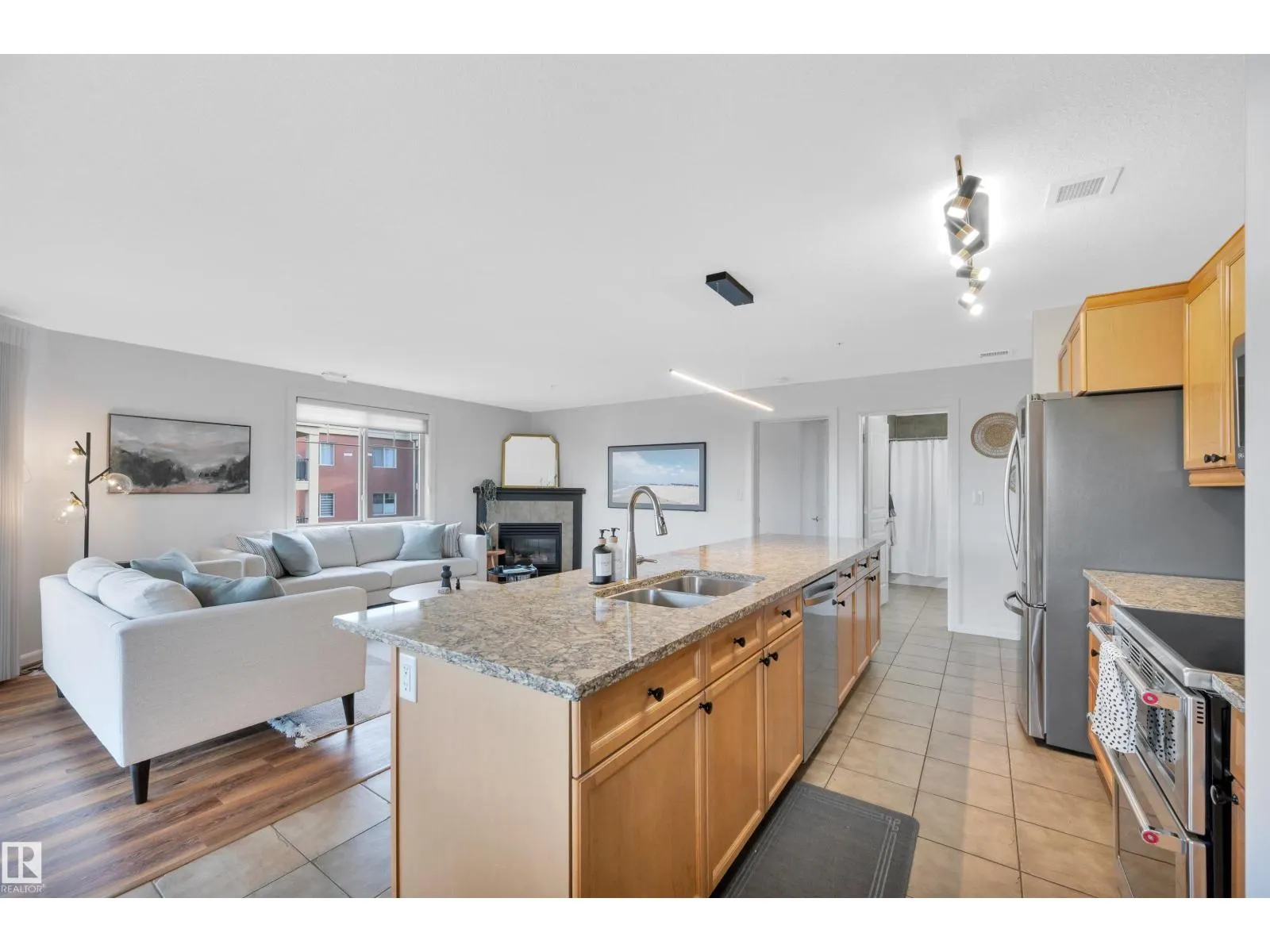 #311 400 Palisades WY