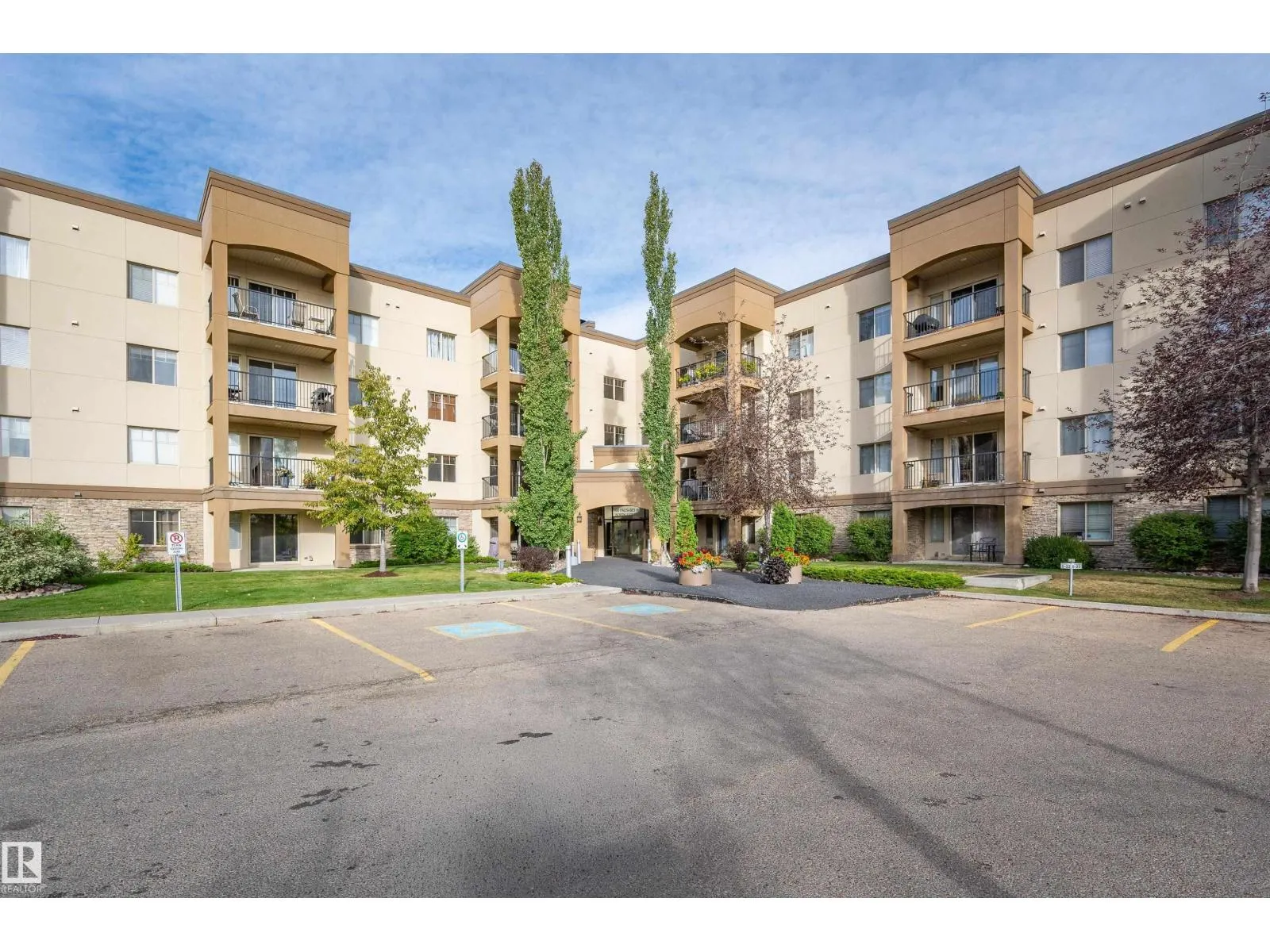 #311 400 Palisades WY
