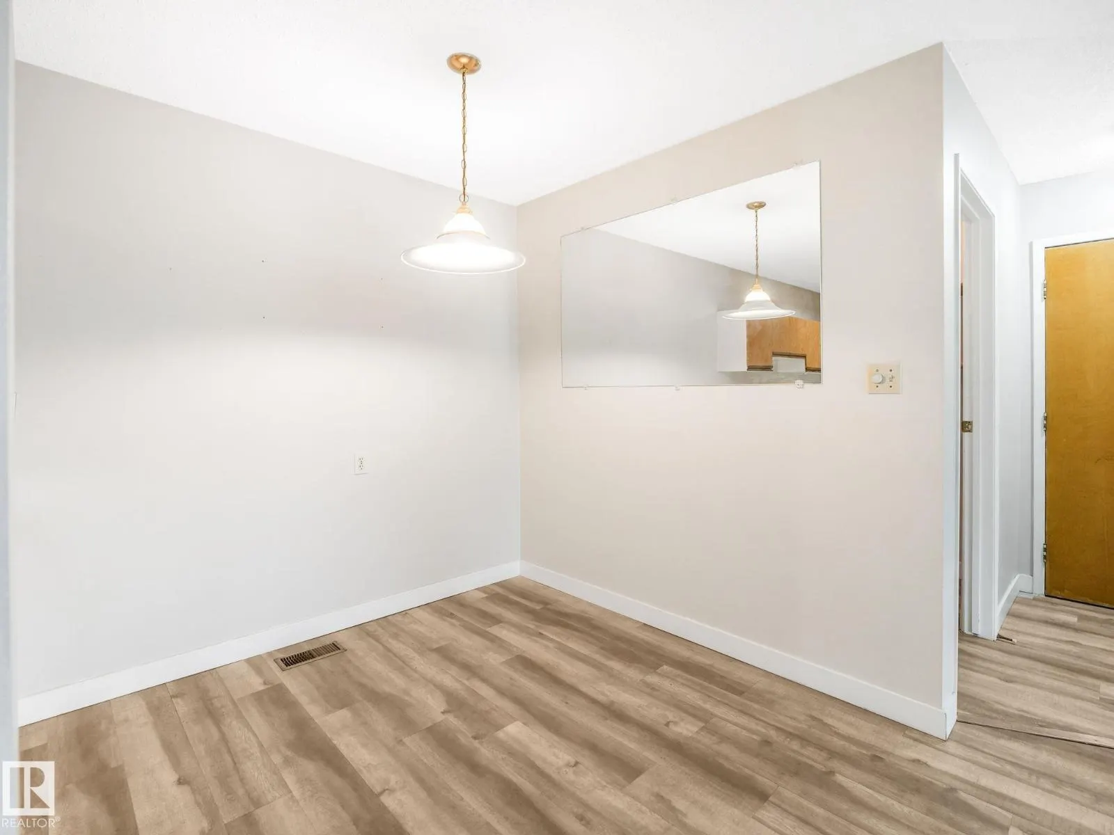#305 45 AKINS DR