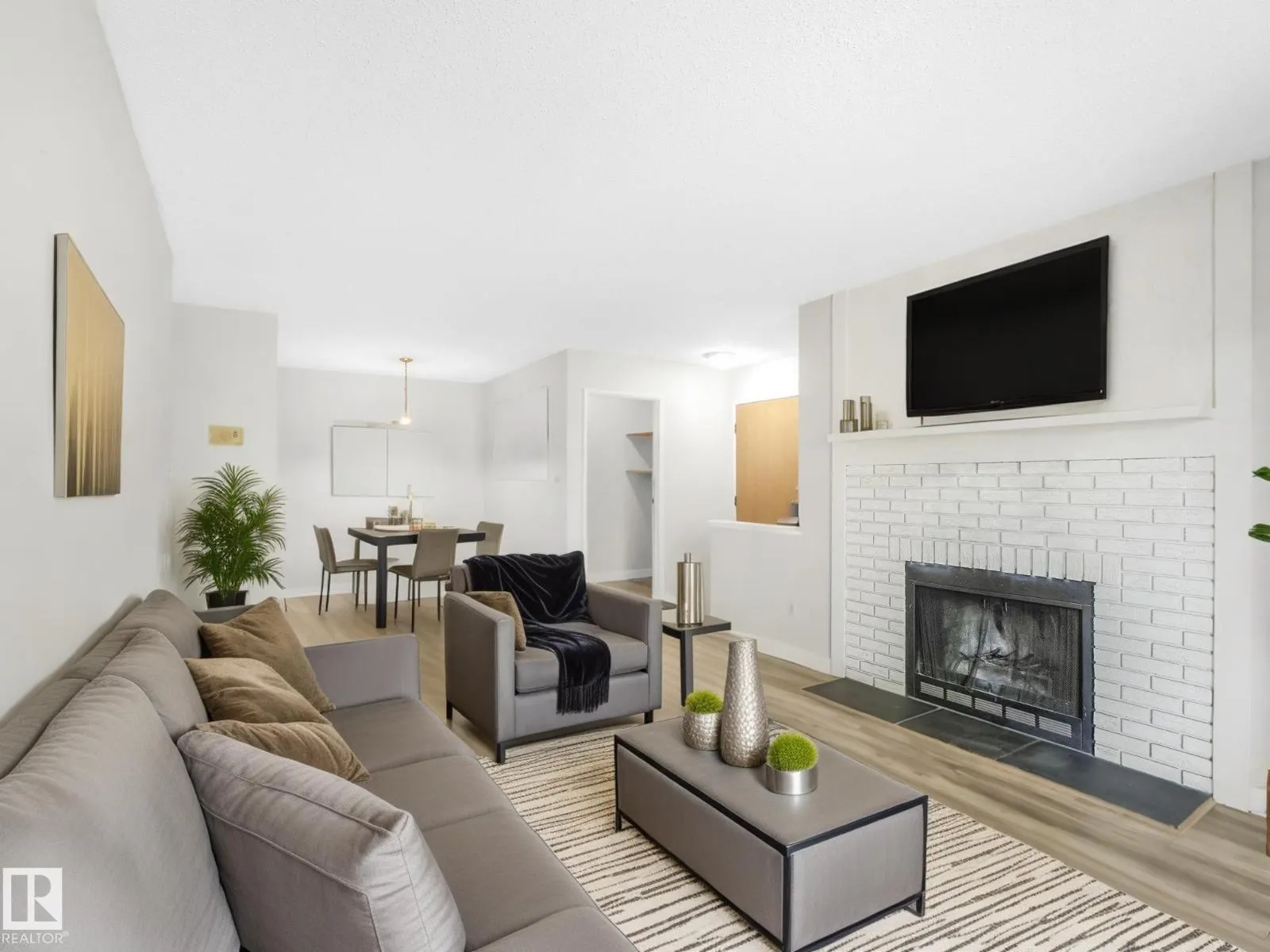 #305 45 AKINS DR