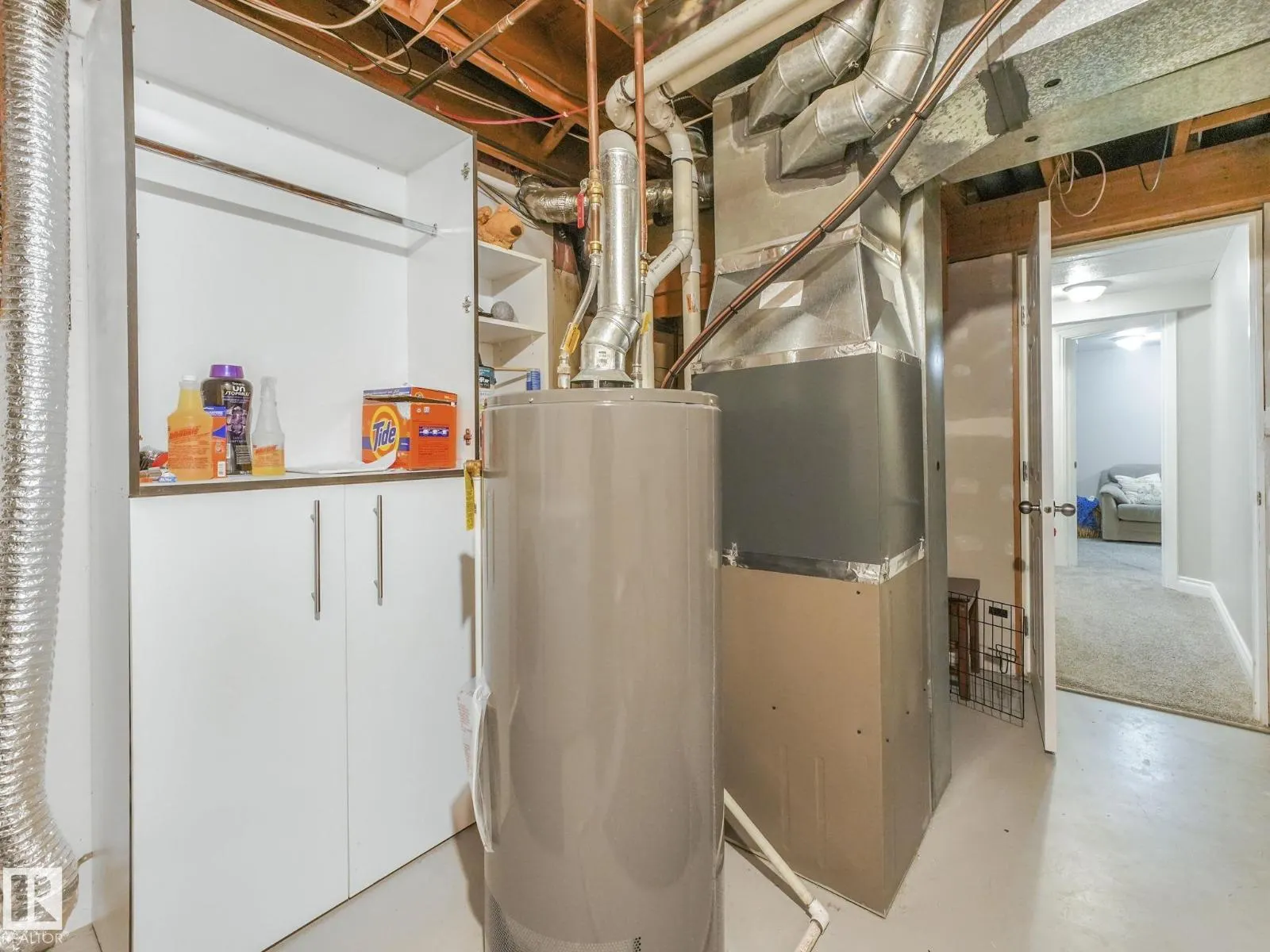 3515 42 AV NW