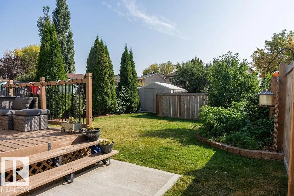 3515 42 AV NW