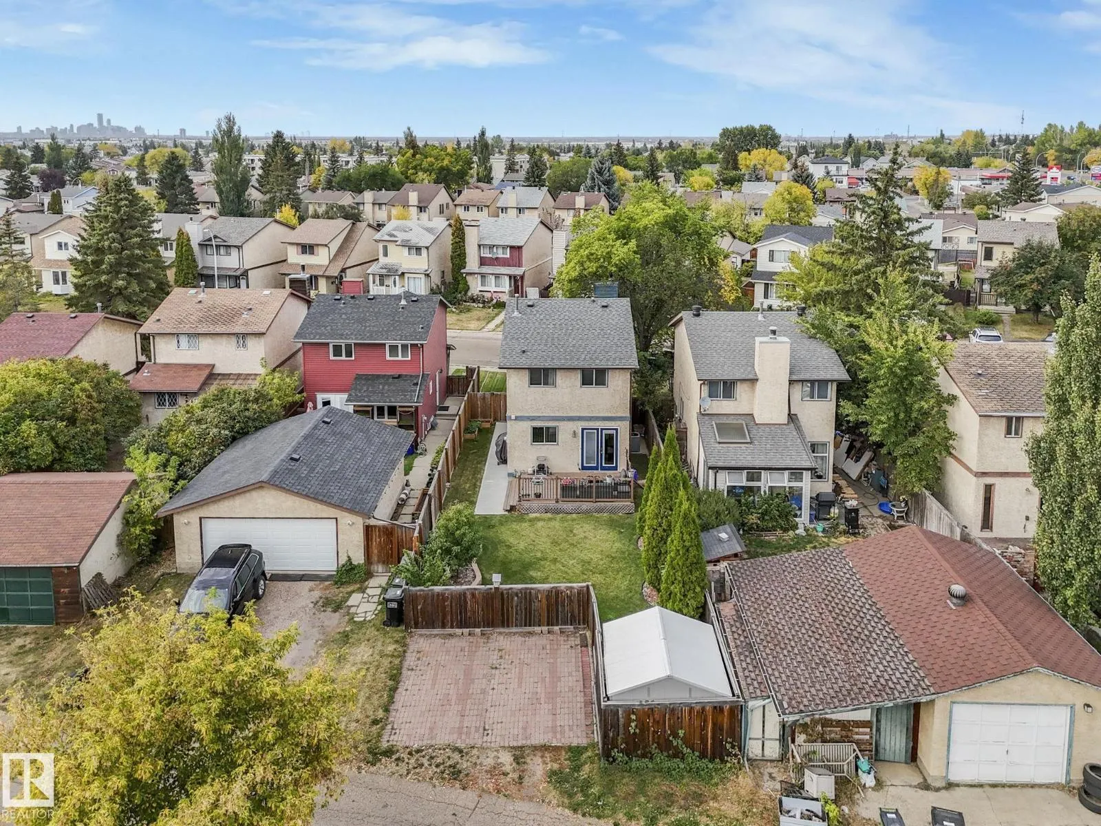 3515 42 AV NW