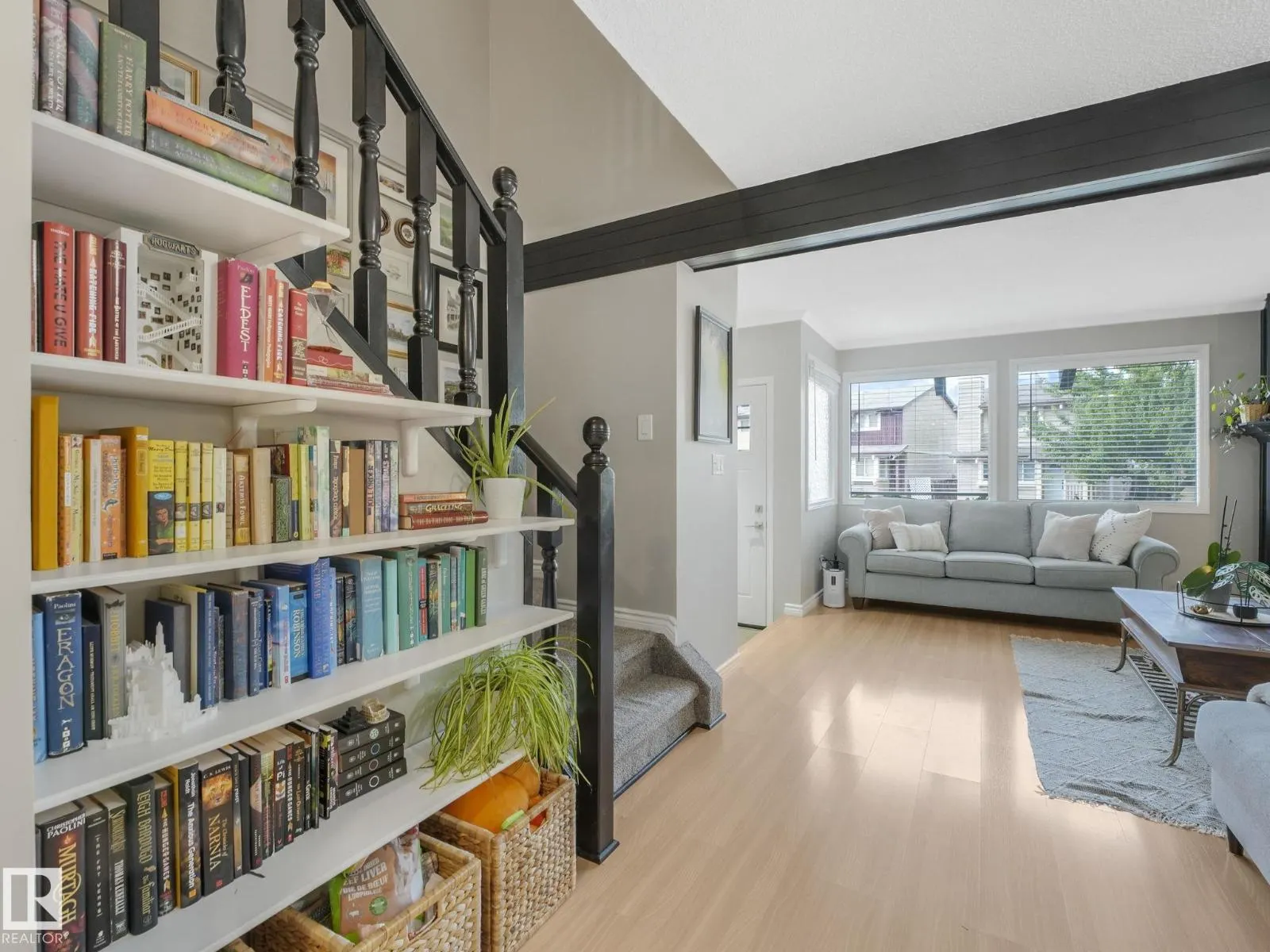 3515 42 AV NW