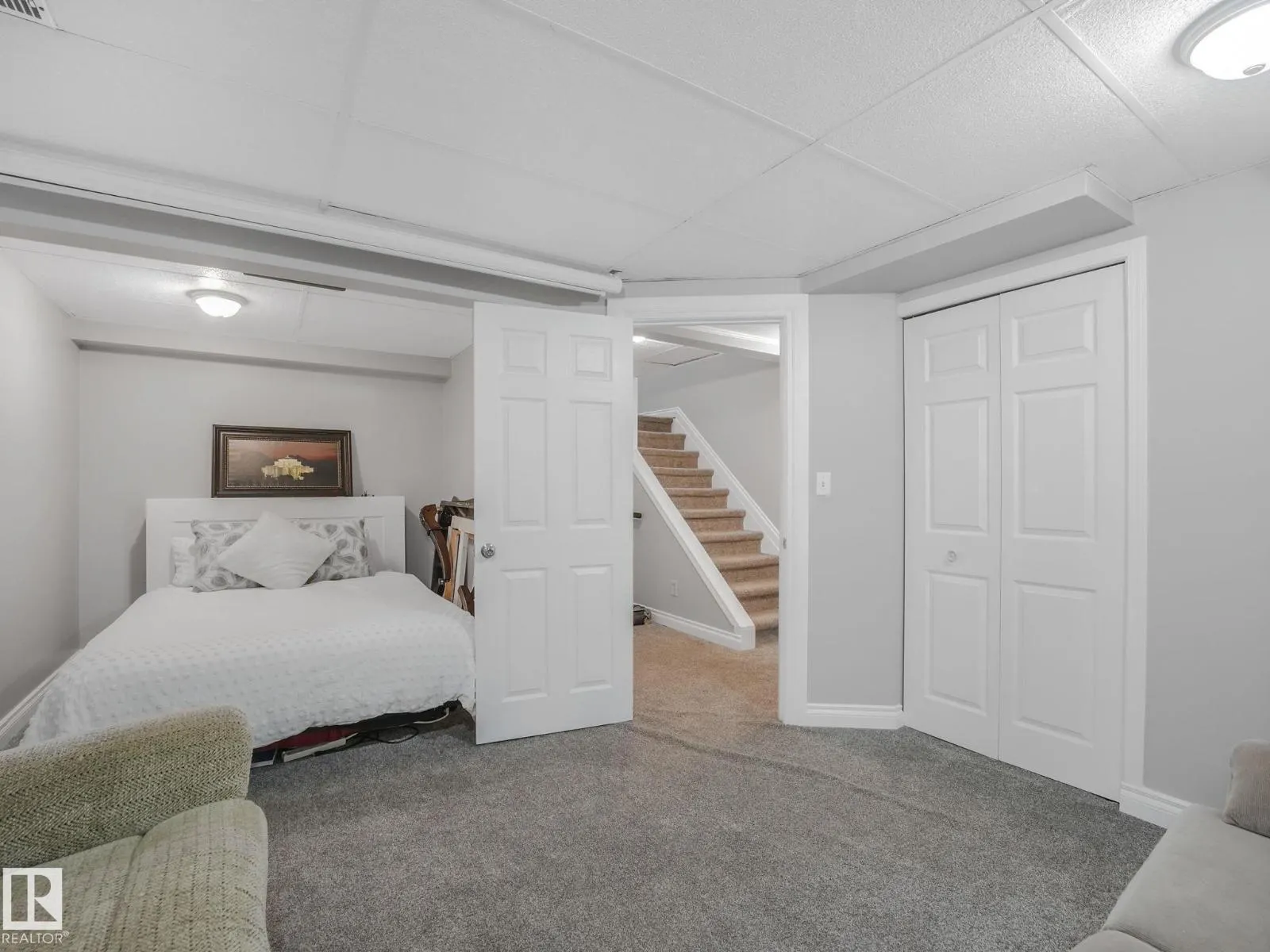 3515 42 AV NW