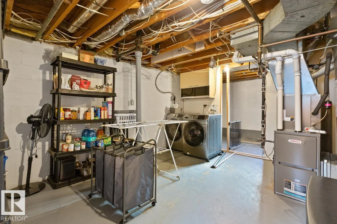 12110 45 ST NW