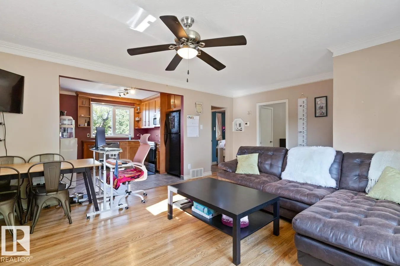 12110 45 ST NW