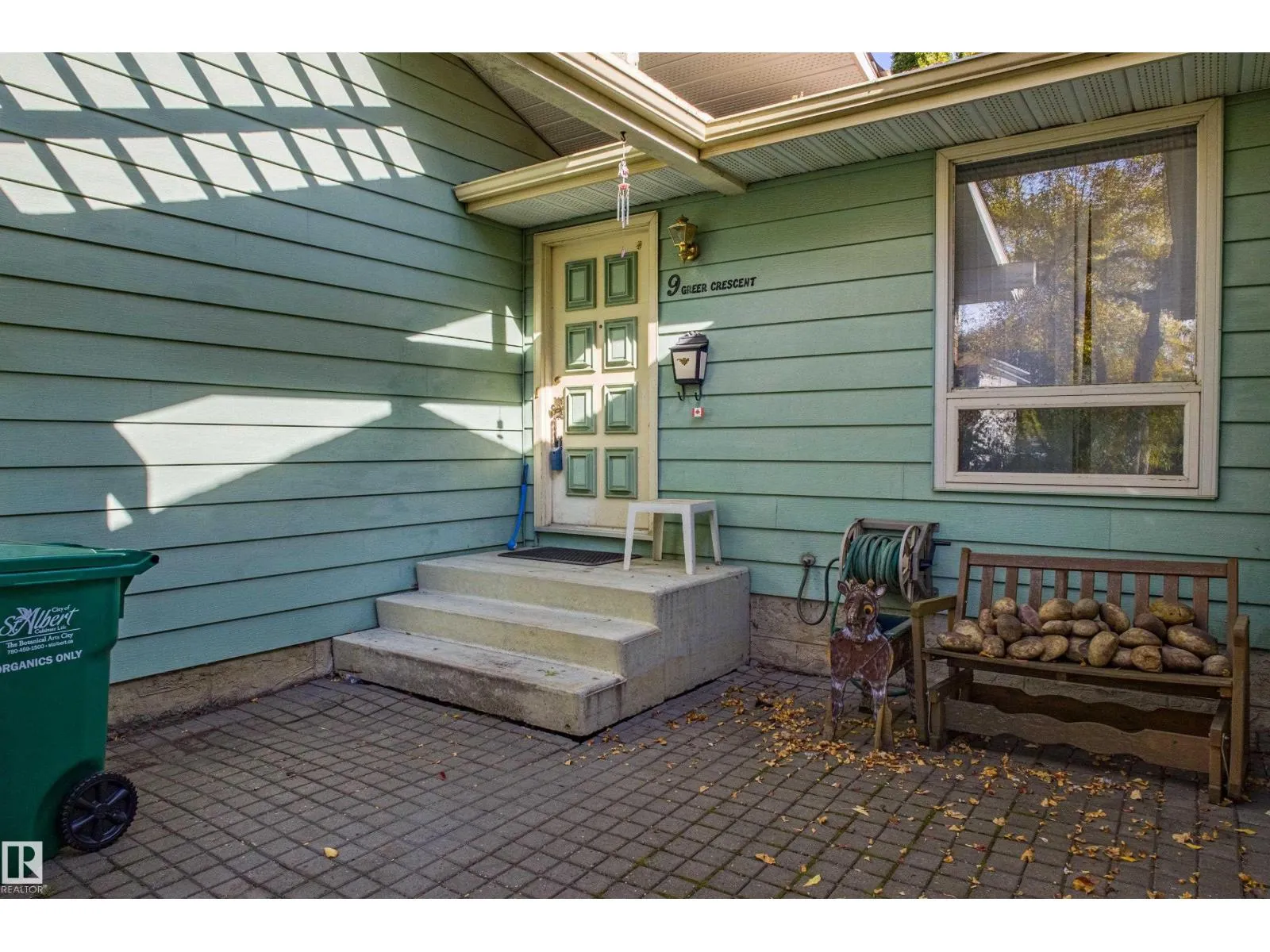 9 GREER CR