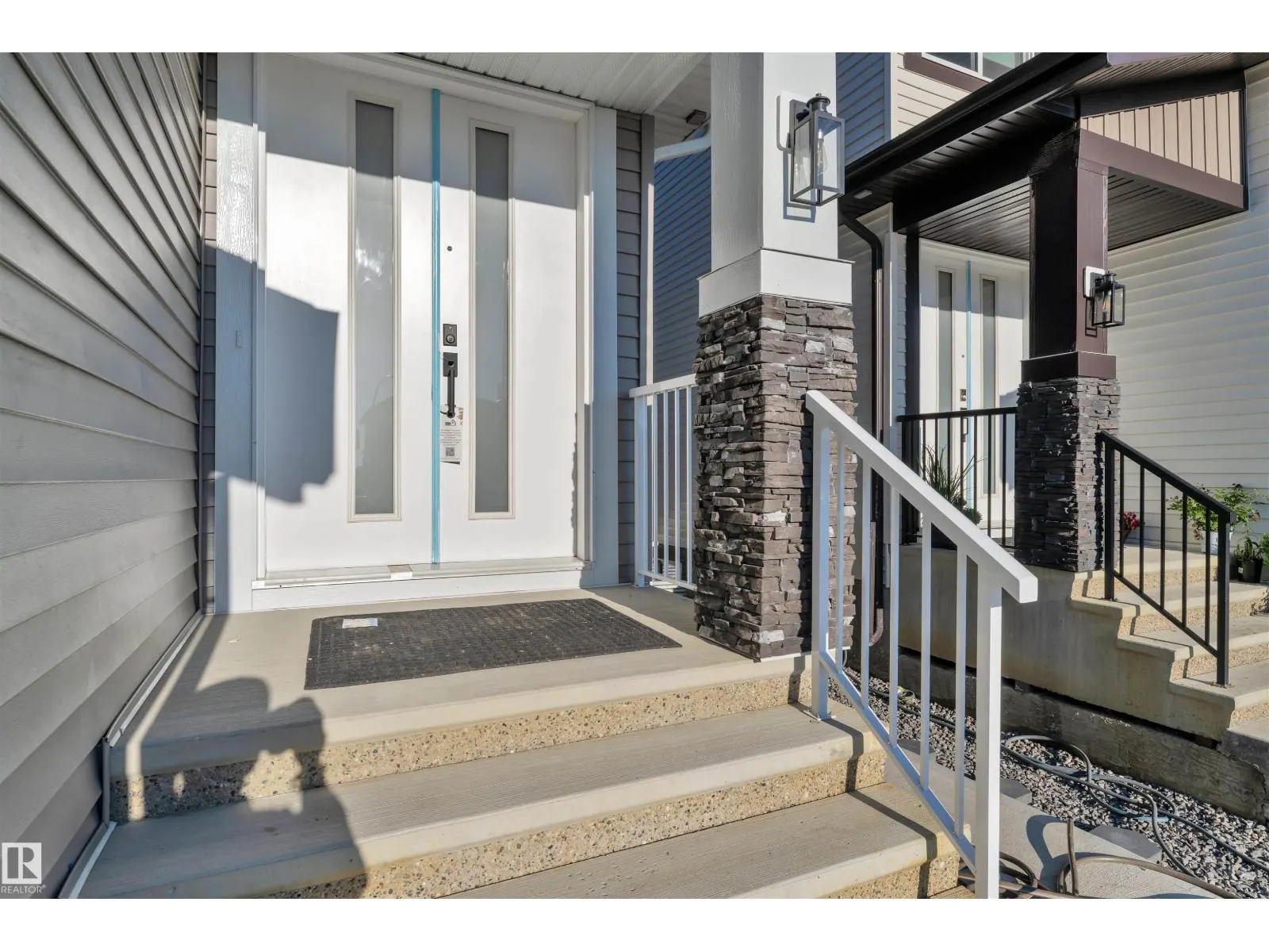 121 29a ST SW