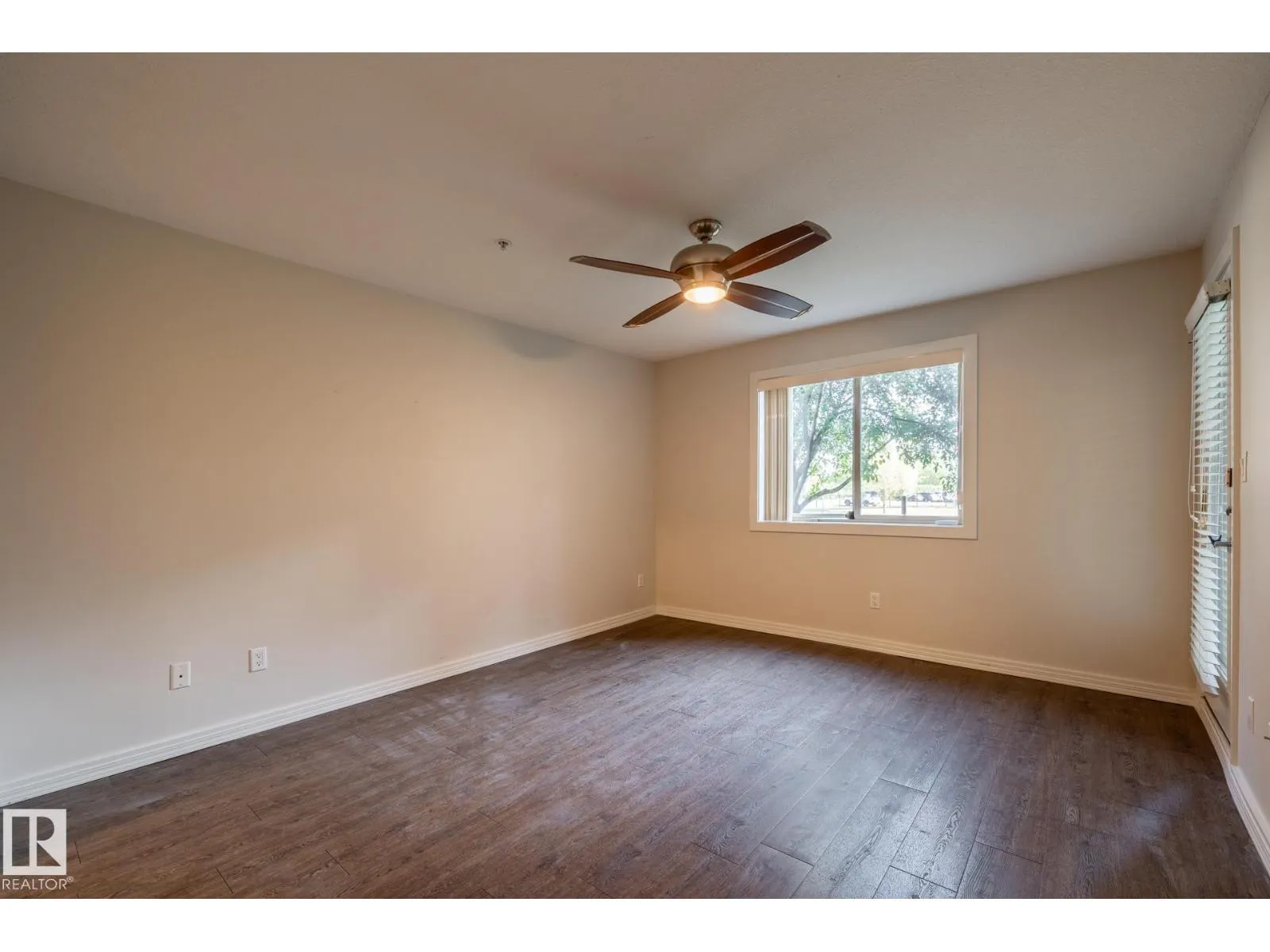 #136 278 SUDER GREENS DR NW