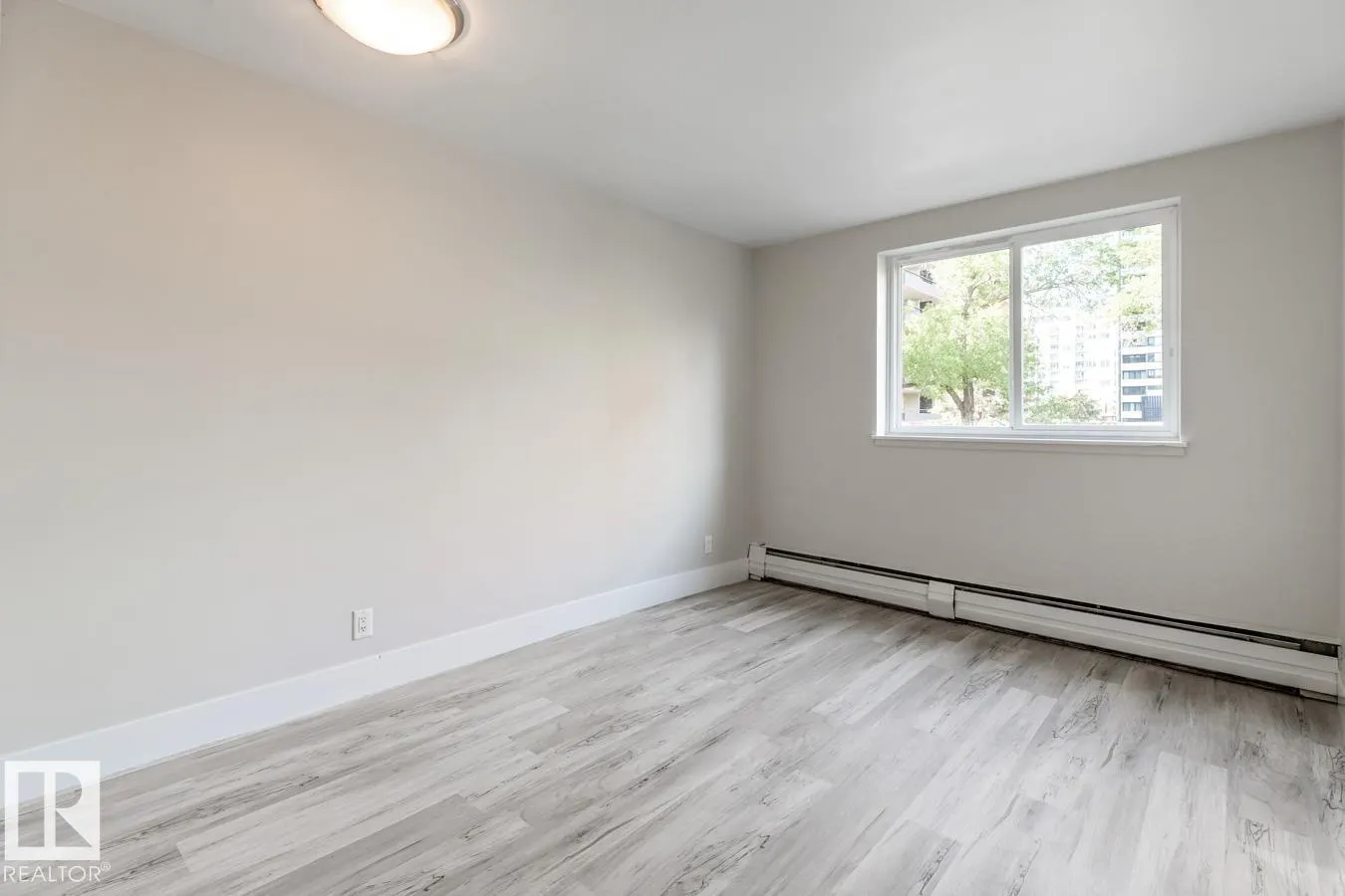 #205 10135 120 ST NW