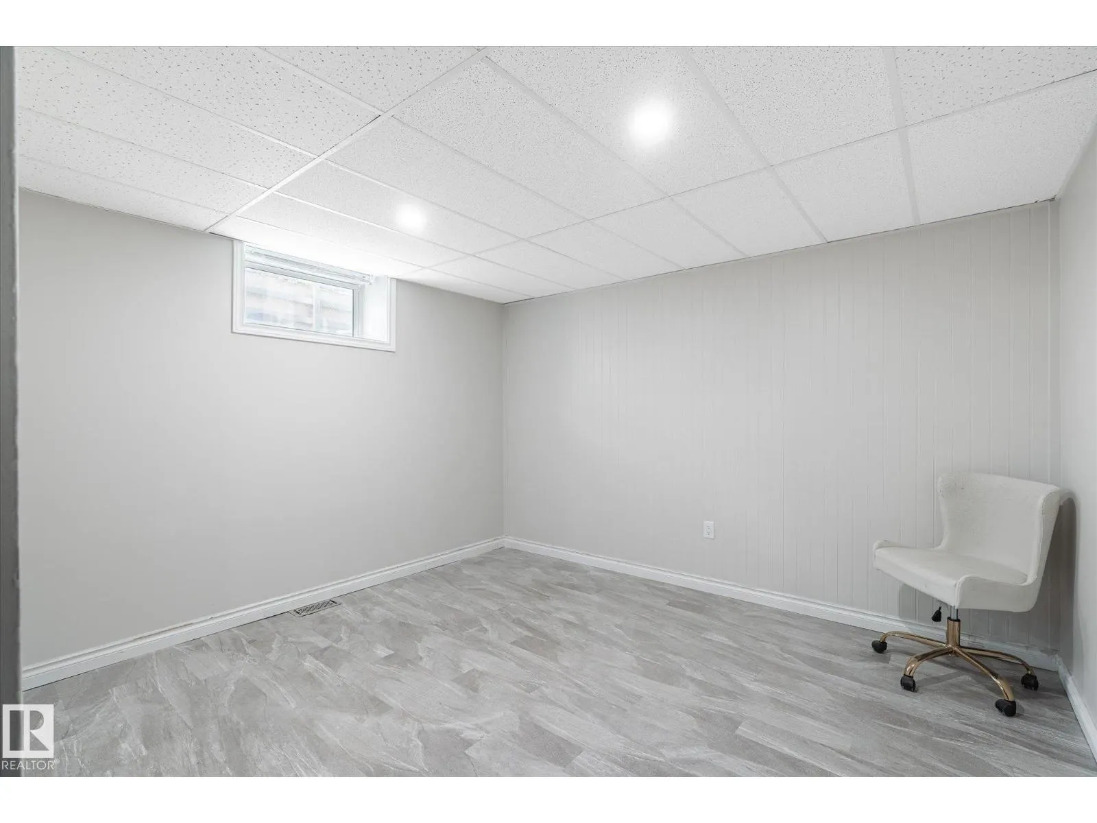 13543 139 ST NW