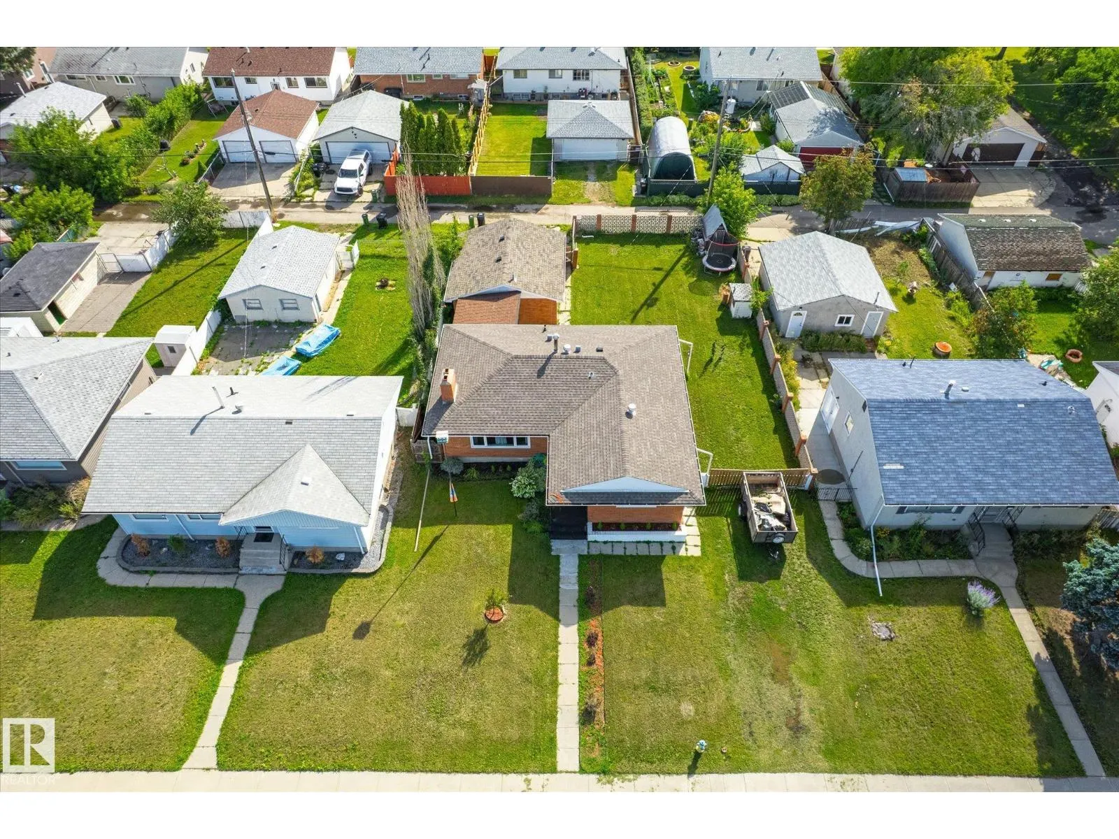 13543 139 ST NW