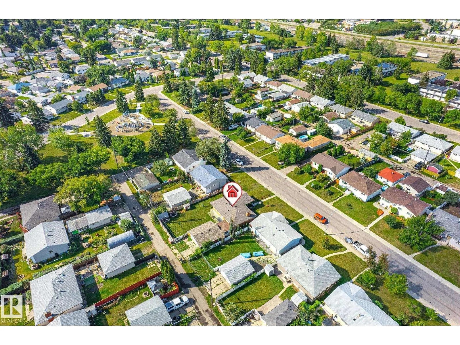 13543 139 ST NW