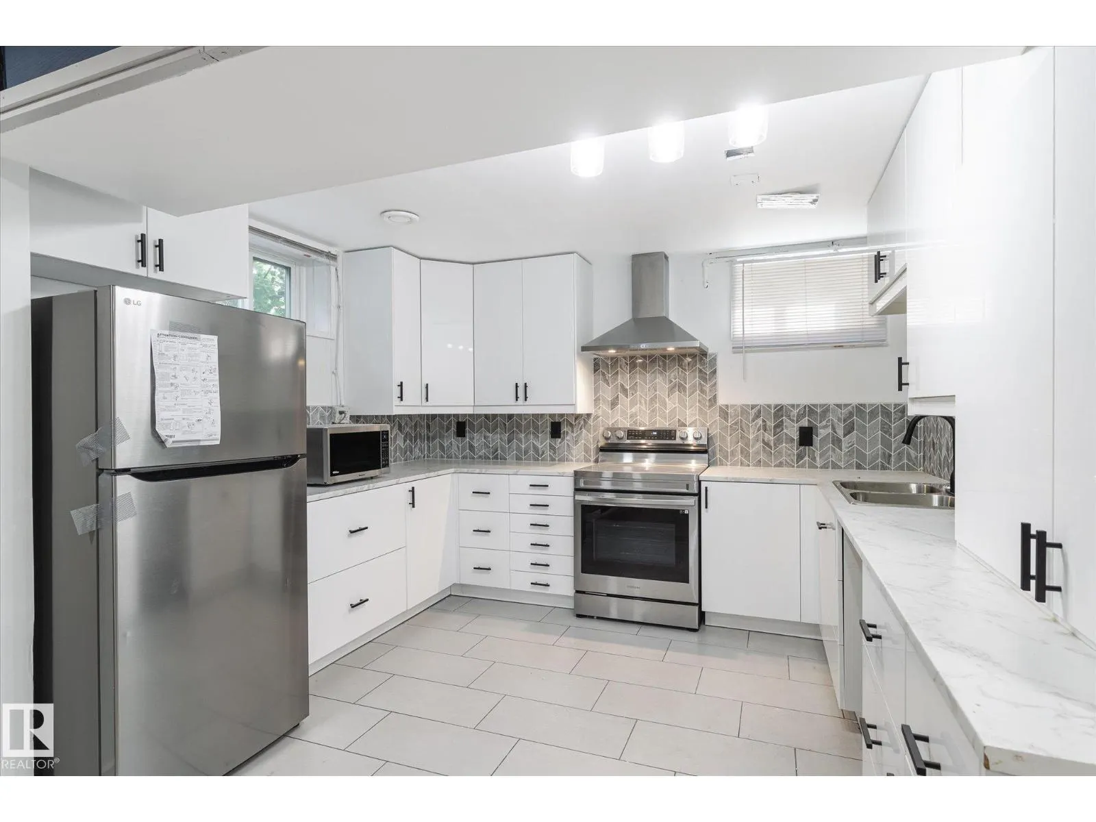 13543 139 ST NW