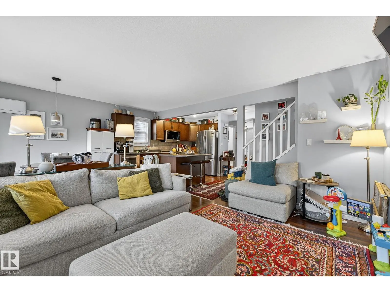 #26 85 Spruce Village DR W