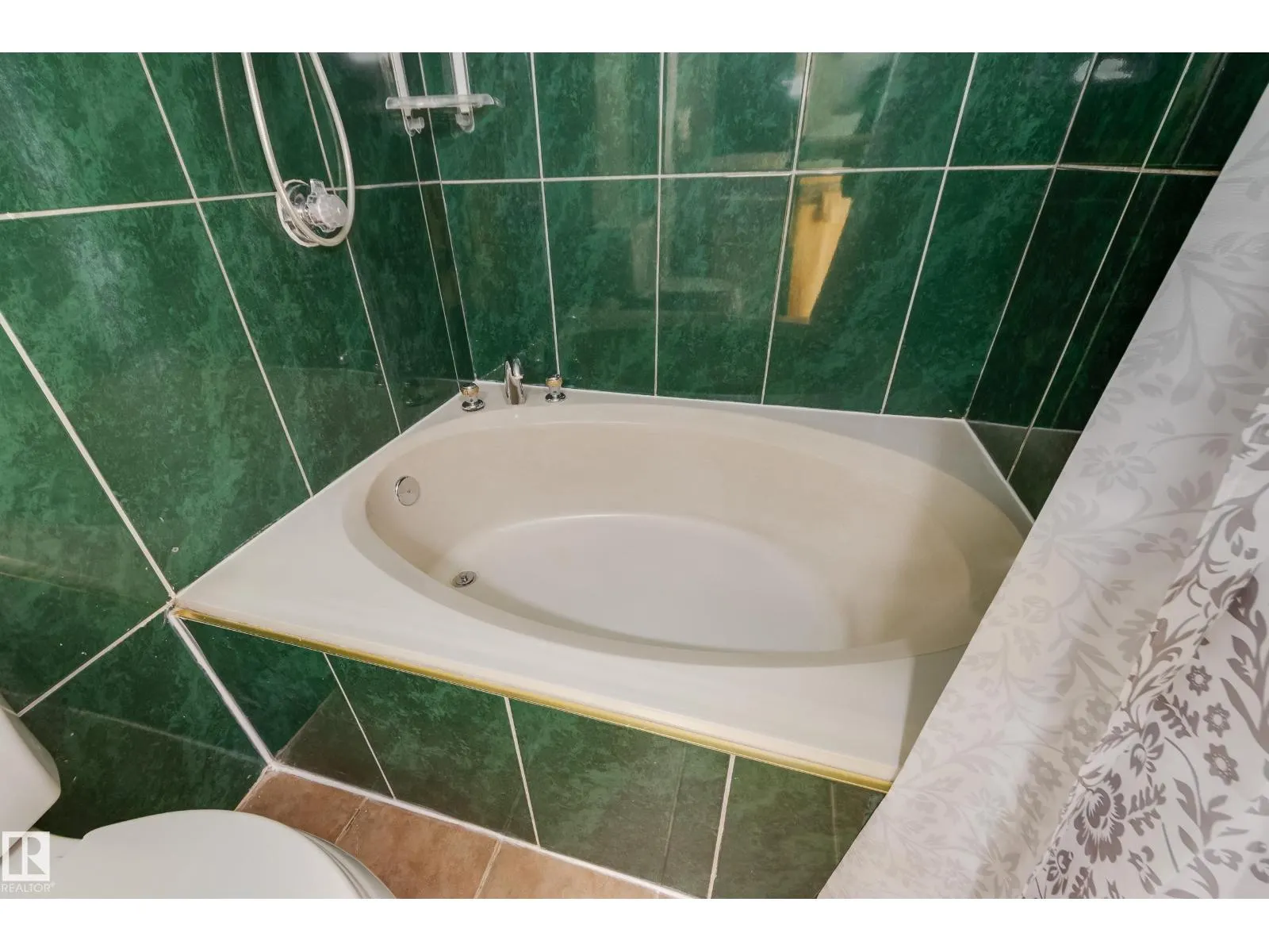 13039 128A AV NW
