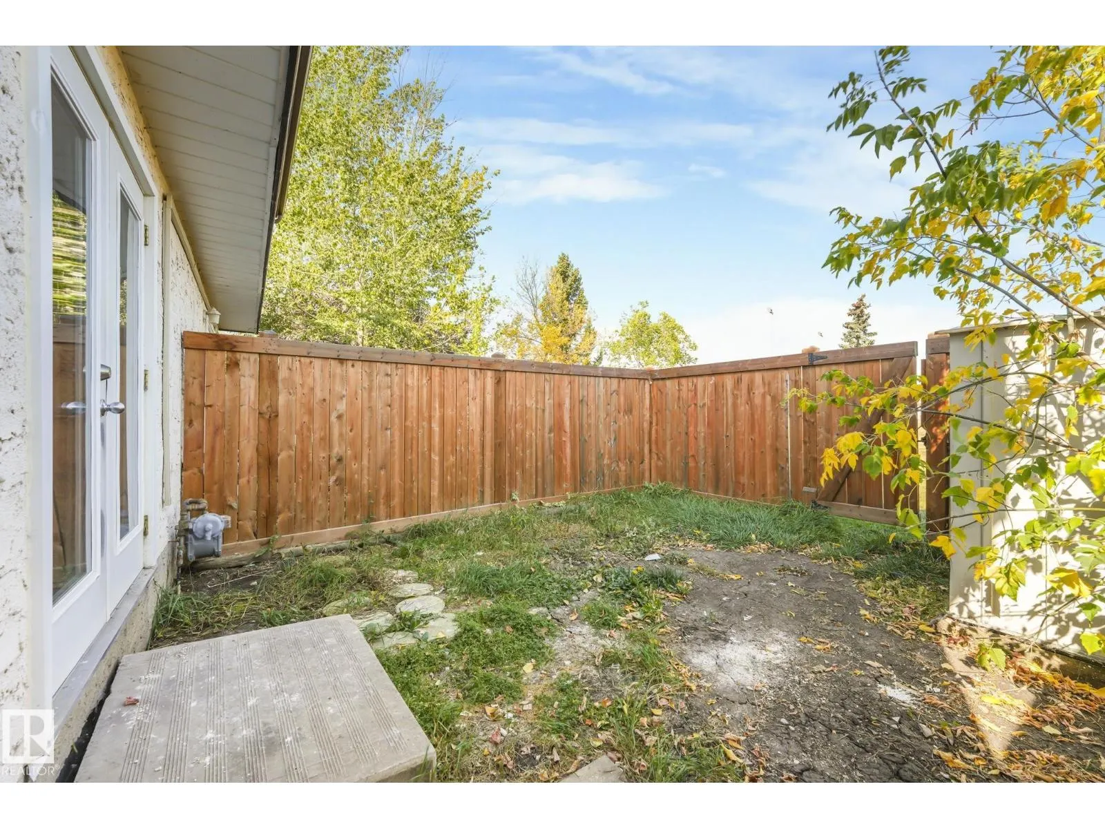 1280 LAKEWOOD RD W NW