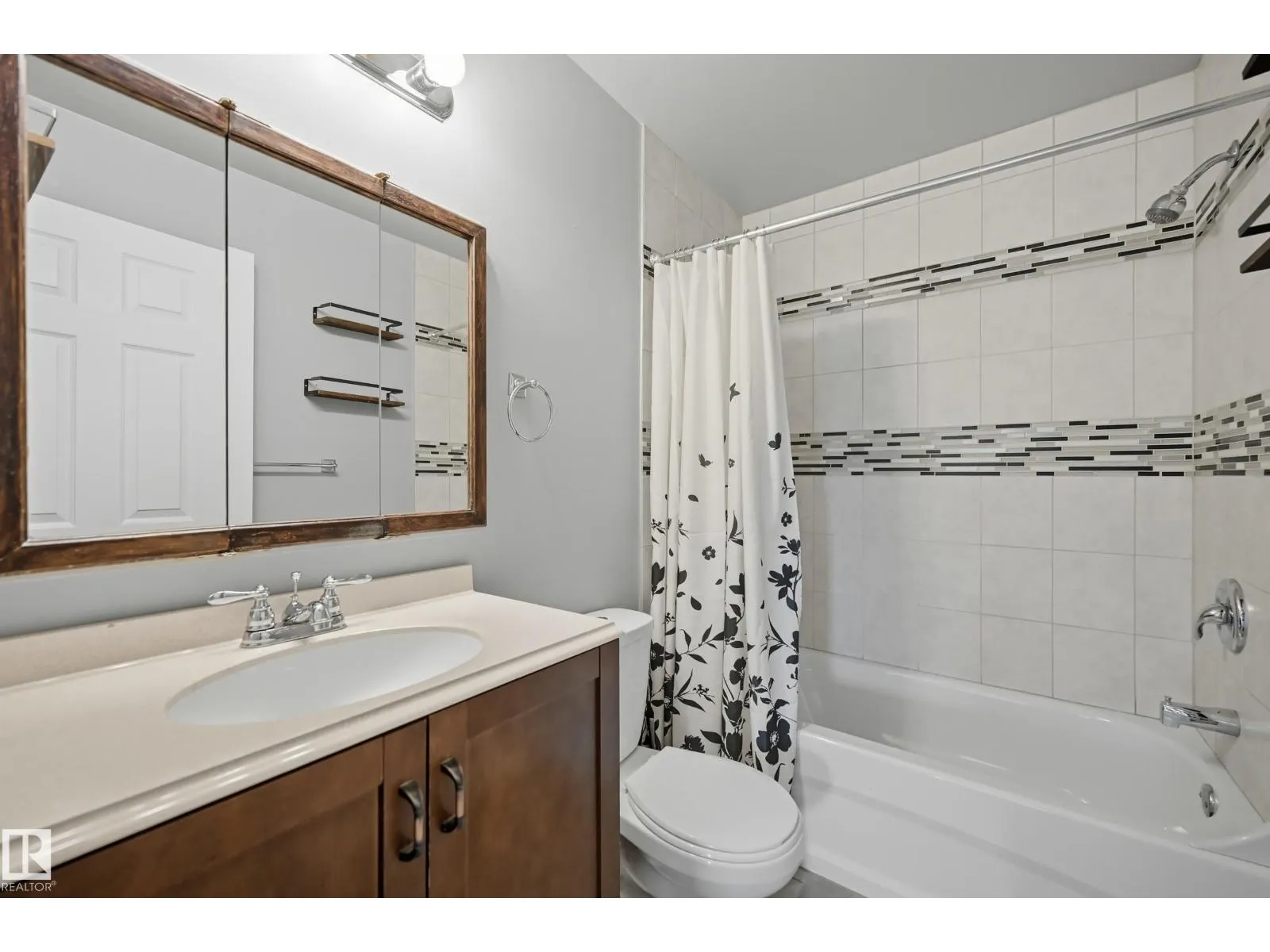 9520 178A AV NW