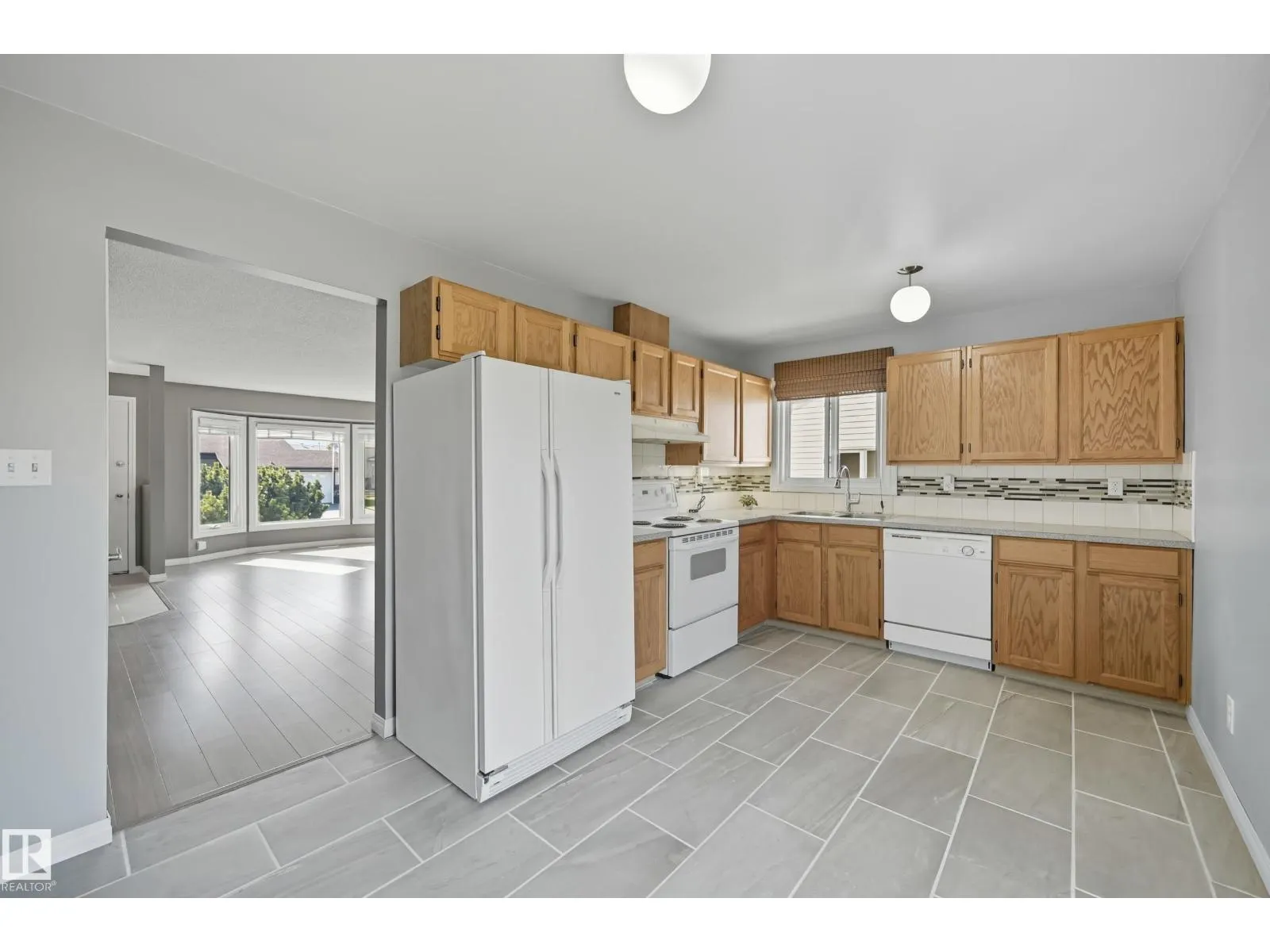 9520 178A AV NW