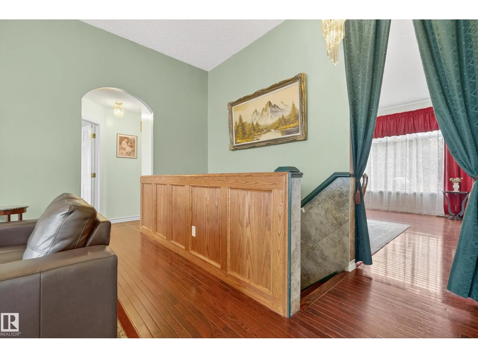 #76 52343 RGE ROAD 211