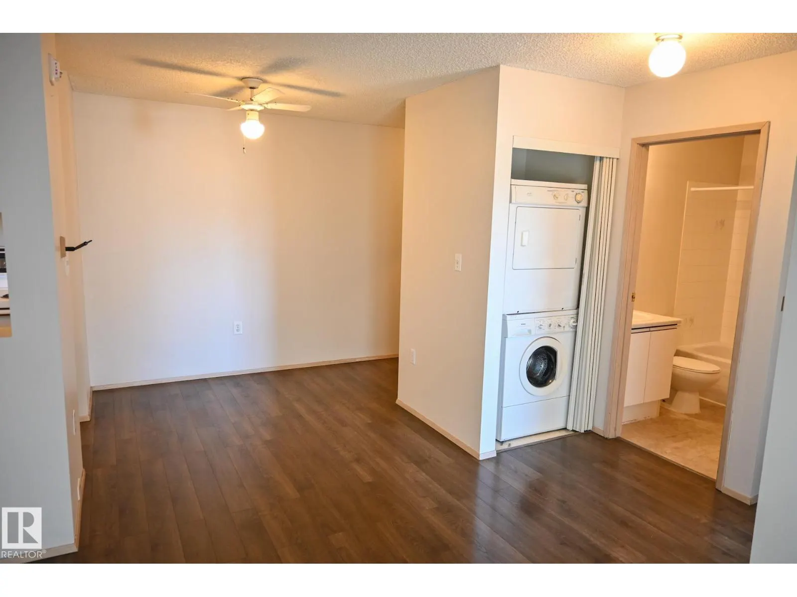 #429 9620 174 ST NW