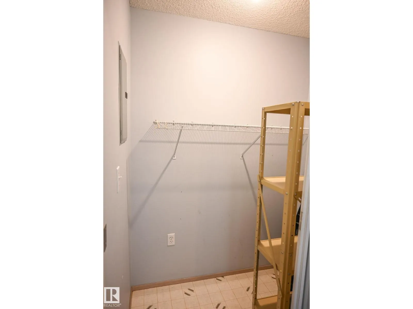 #429 9620 174 ST NW