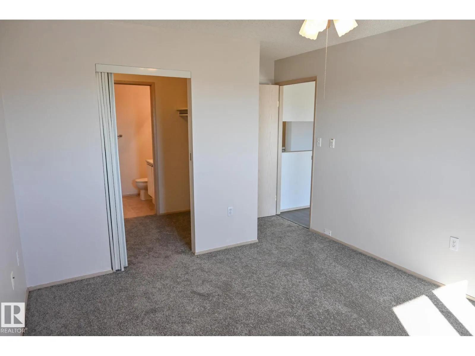 #429 9620 174 ST NW