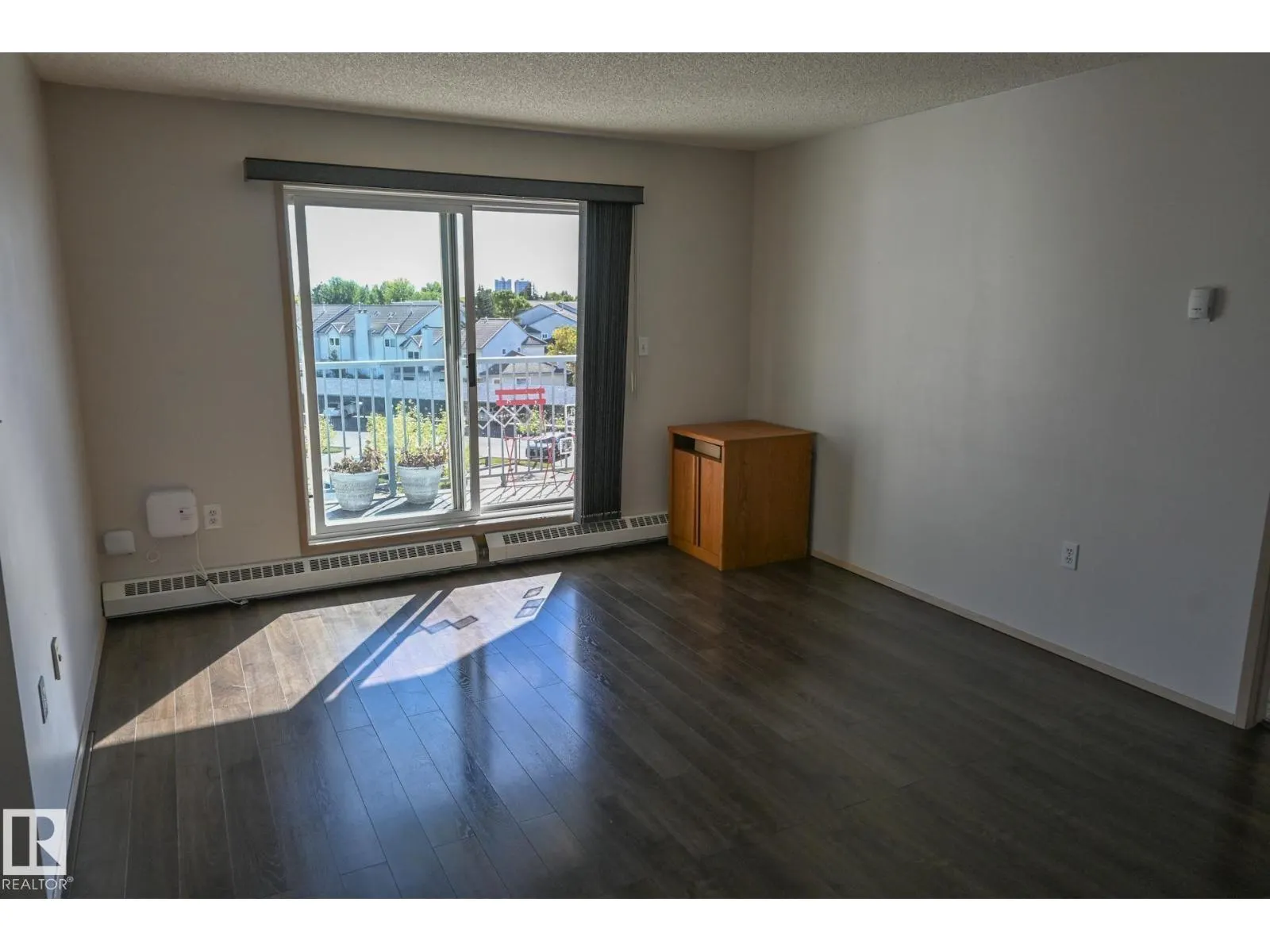 #429 9620 174 ST NW