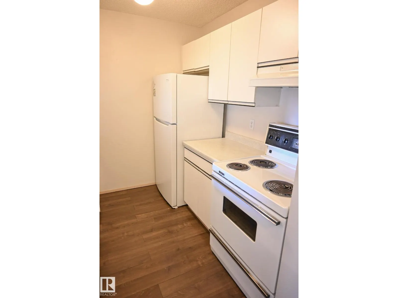 #429 9620 174 ST NW